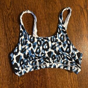 Fleo Celine Sports Bra - Blue Leopard, Size Medium